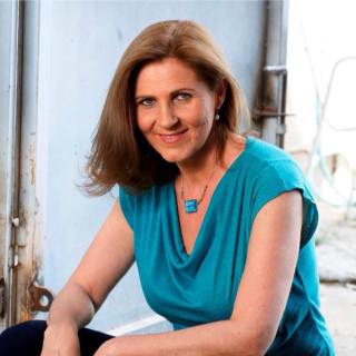 The Earl Author Photo